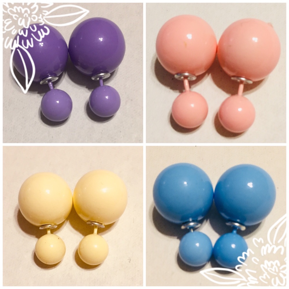 Pastel double ball earrings.